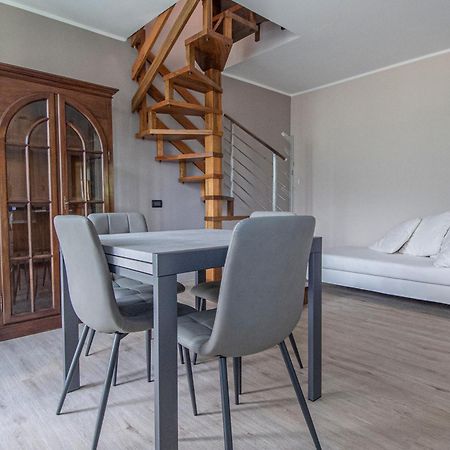 La Casa Delle Farfalle - Cir Vda Sarre 0001 Aosta Luaran gambar