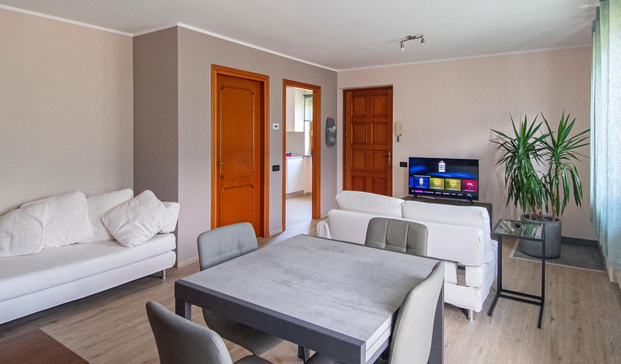 La Casa Delle Farfalle - Cir Vda Sarre 0001 Aosta Luaran gambar